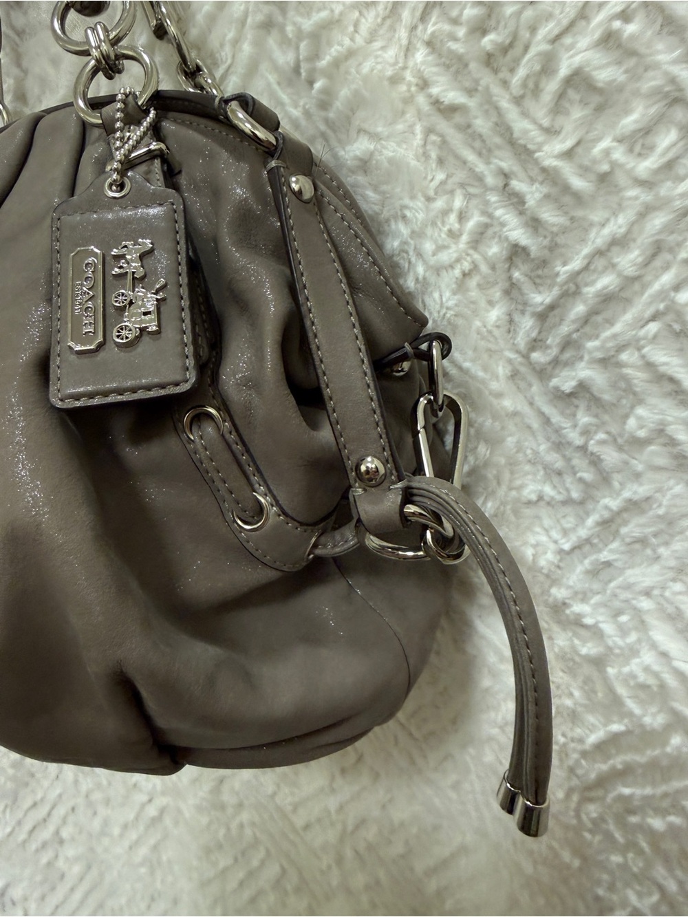 Y2K Coach Sparkly Gray Leather Shoulder Bag with Braided Handles - Picture 3 of 8